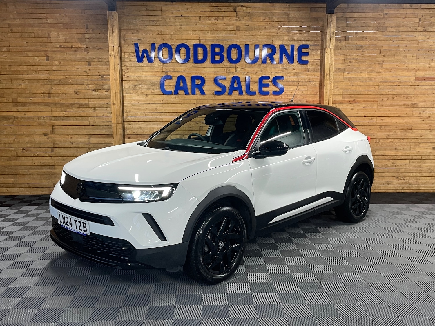 Used Vauxhall Mokka 2024 for sale - 77236195: Photo 2