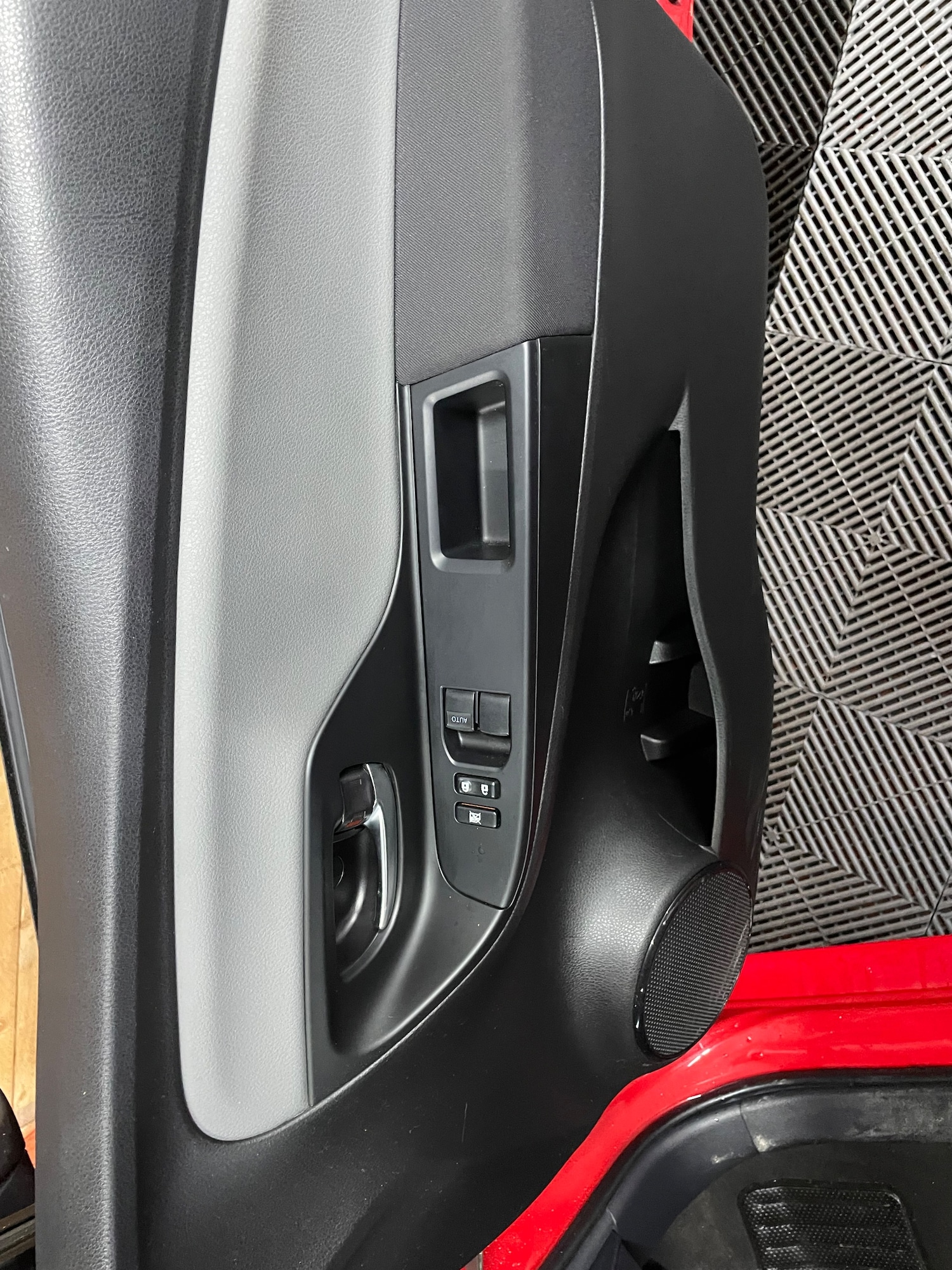 Used Toyota Yaris 2018 for sale - 77417552: Photo 14