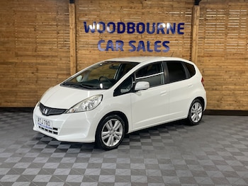Used Honda Jazz 2014 for sale - 77475100: Photo