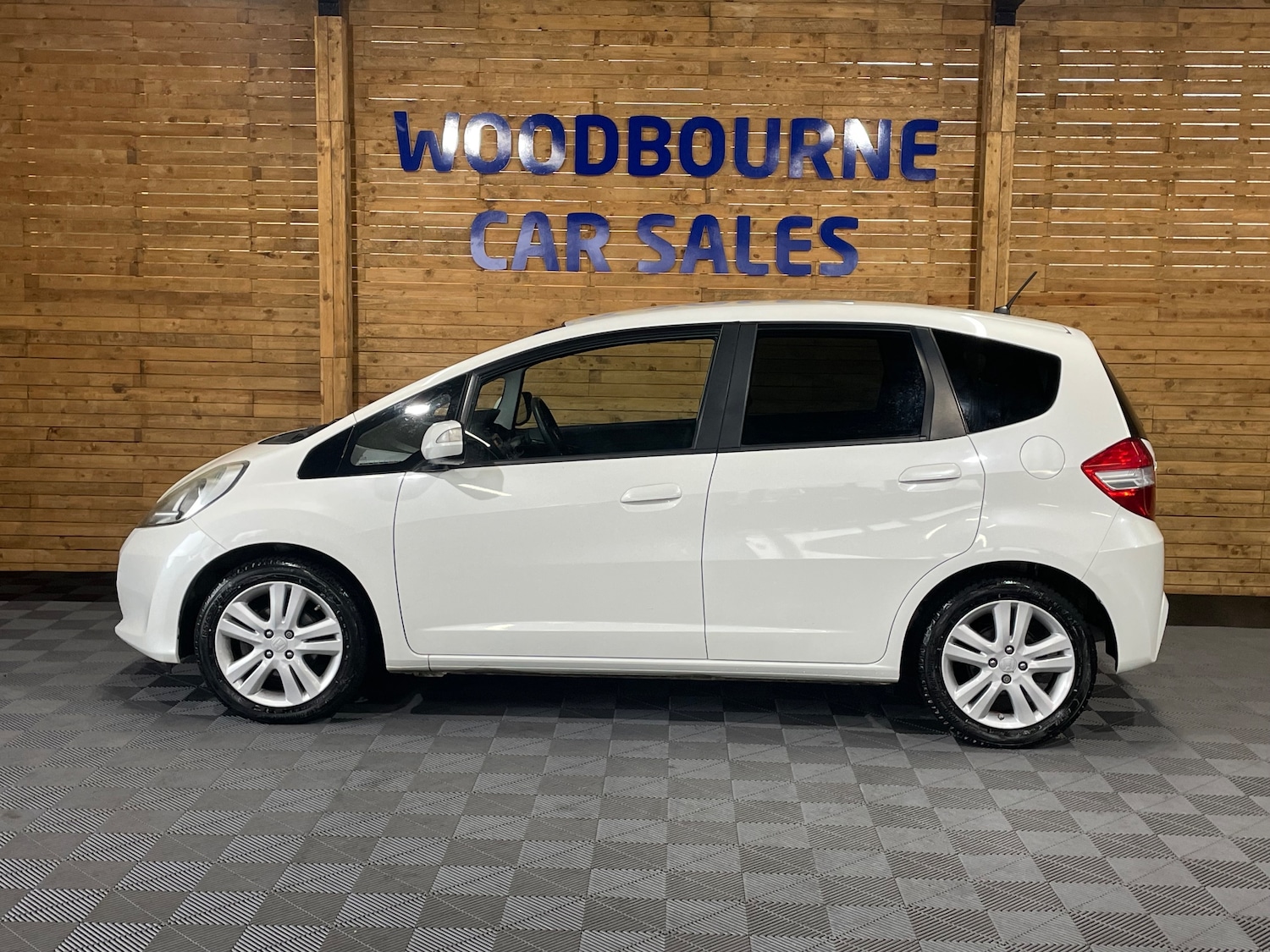 Used Honda Jazz for sale - 77475100: Photo 6
