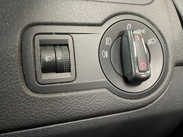 Used Volkswagen Polo 2014 for sale - 76098722: Photo 19