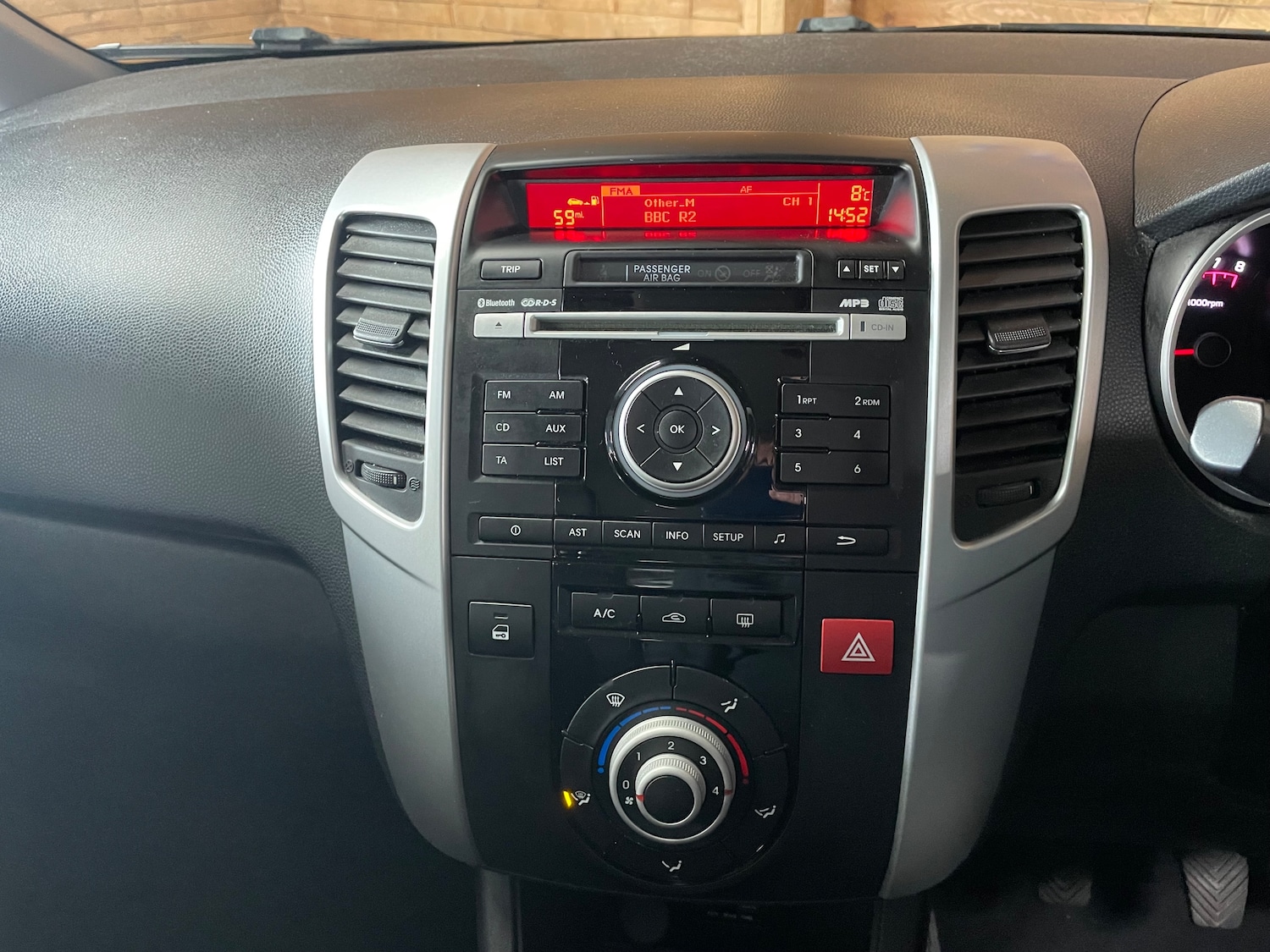 Used Kia Venga for sale - 78218212: Photo 17