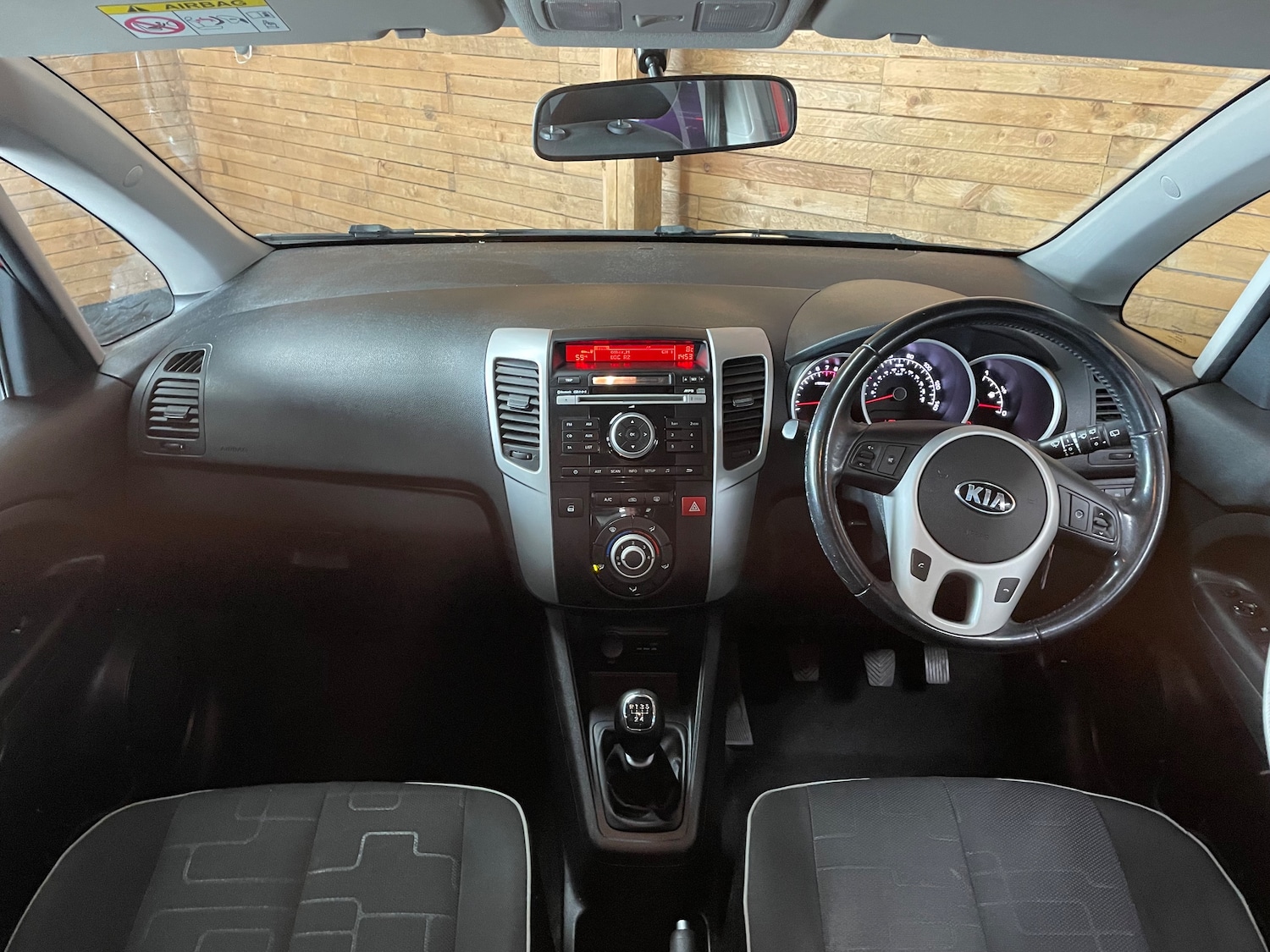 Used Kia Venga for sale - 78218212: Photo 9
