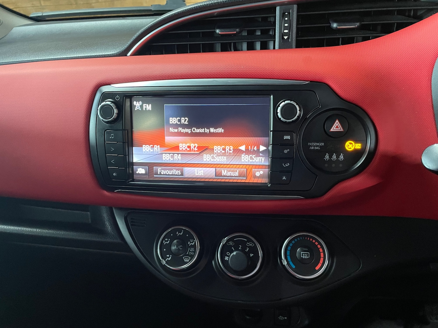 Used Toyota Yaris 2015 for sale - 76480819: Photo 16