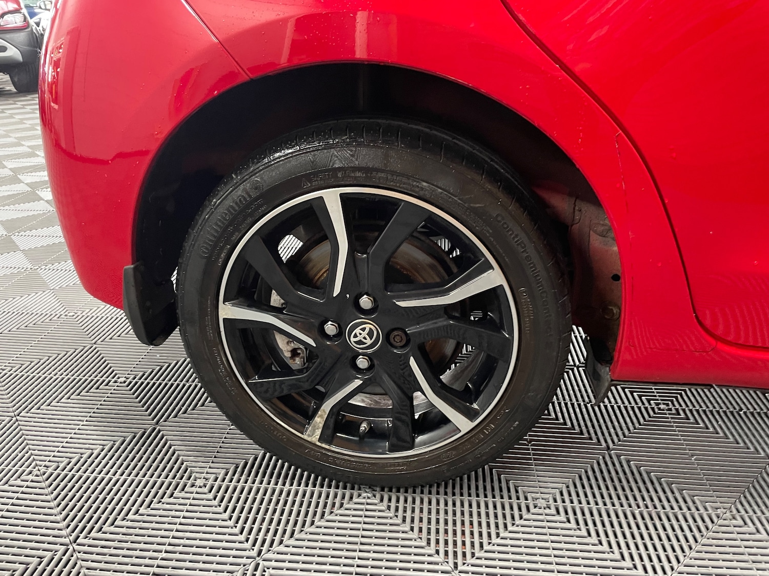 Used Toyota Yaris 2015 for sale - 76480819: Photo 20