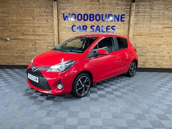 Used Toyota Yaris 2015 for sale - 76480819: Photo