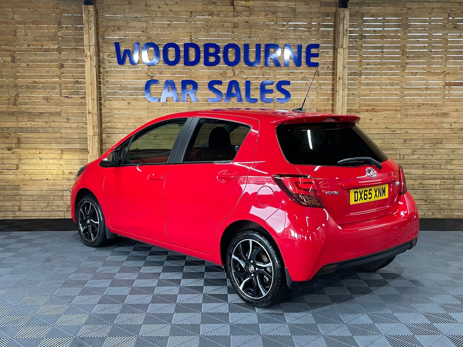 Used Toyota Yaris 2015 for sale - 76480819: Photo 6