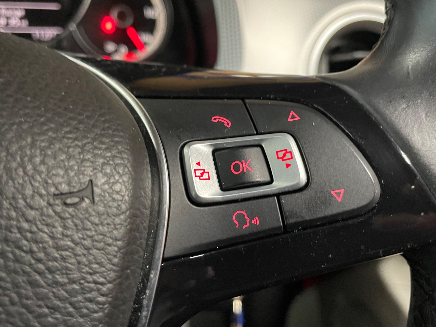 Used Volkswagen up! 2016 for sale - 77692049: Photo 19