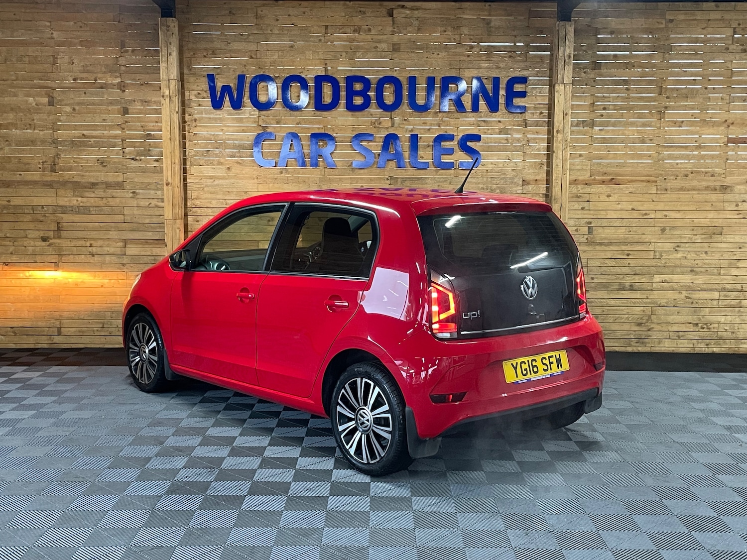 Used Volkswagen up! 2016 for sale - 77692049: Photo 3