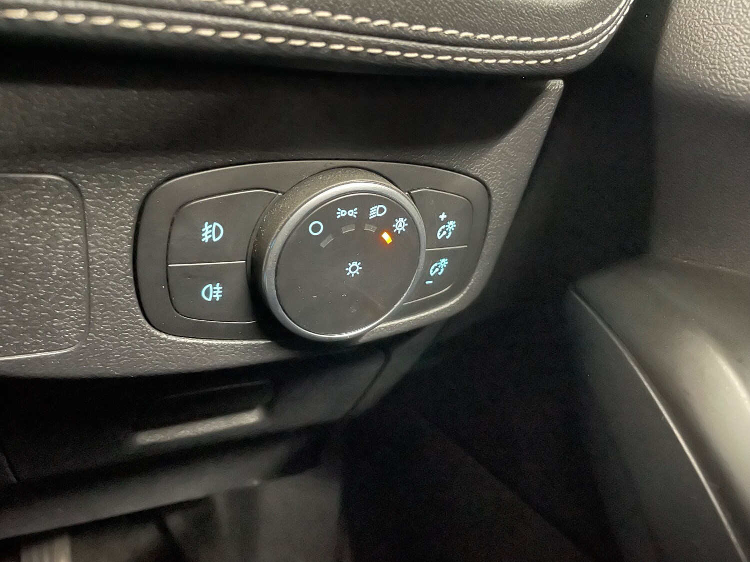 Used Ford Focus 2018 for sale - 76735738: Photo 20