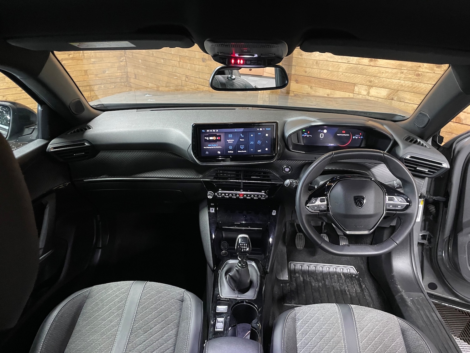 Used Peugeot 2008 2024 for sale - 77935500: Photo 10