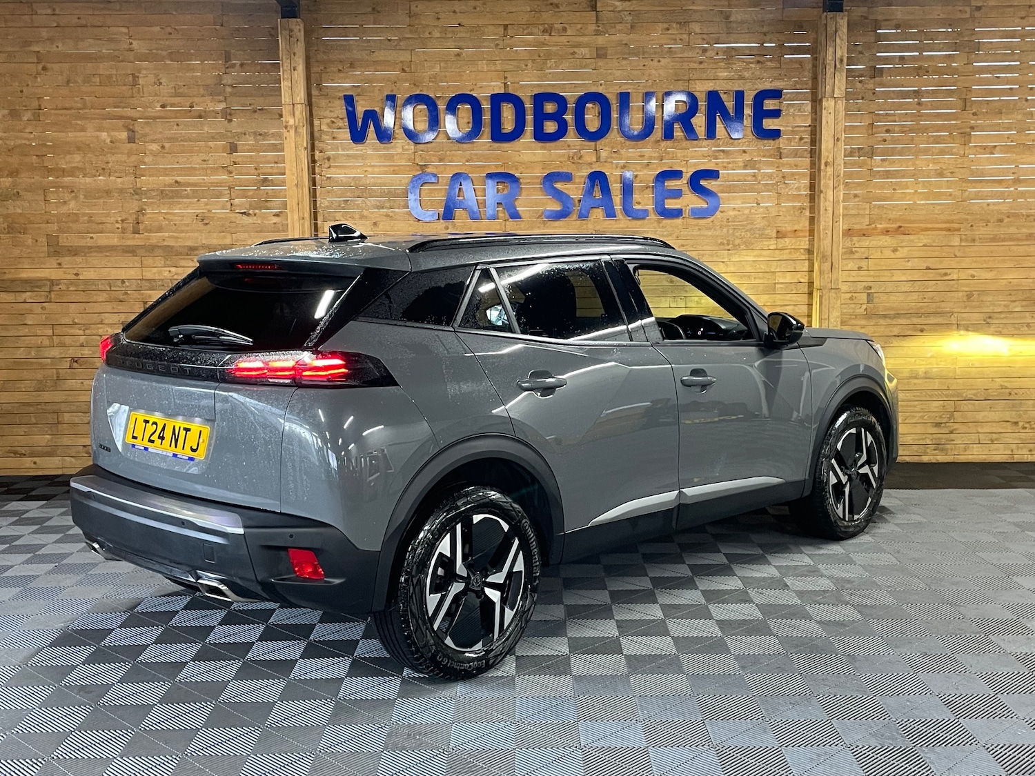 Used Peugeot 2008 2024 for sale - 77935500: Photo 4