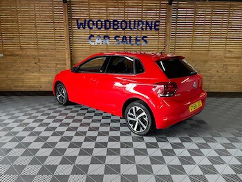 Used Volkswagen Polo 2018 for sale - 76057800: Photo