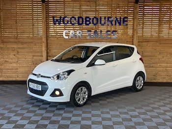 Used Hyundai i10 2017 for sale - 79490130: Photo