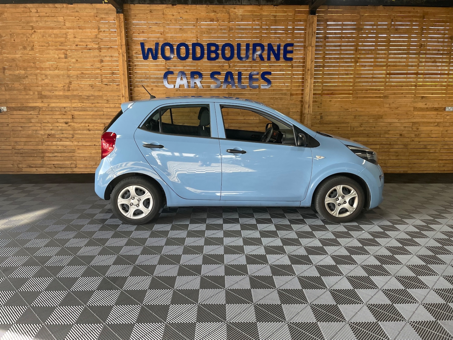 Used Kia Picanto 2018 for sale - 76057844: Photo 5