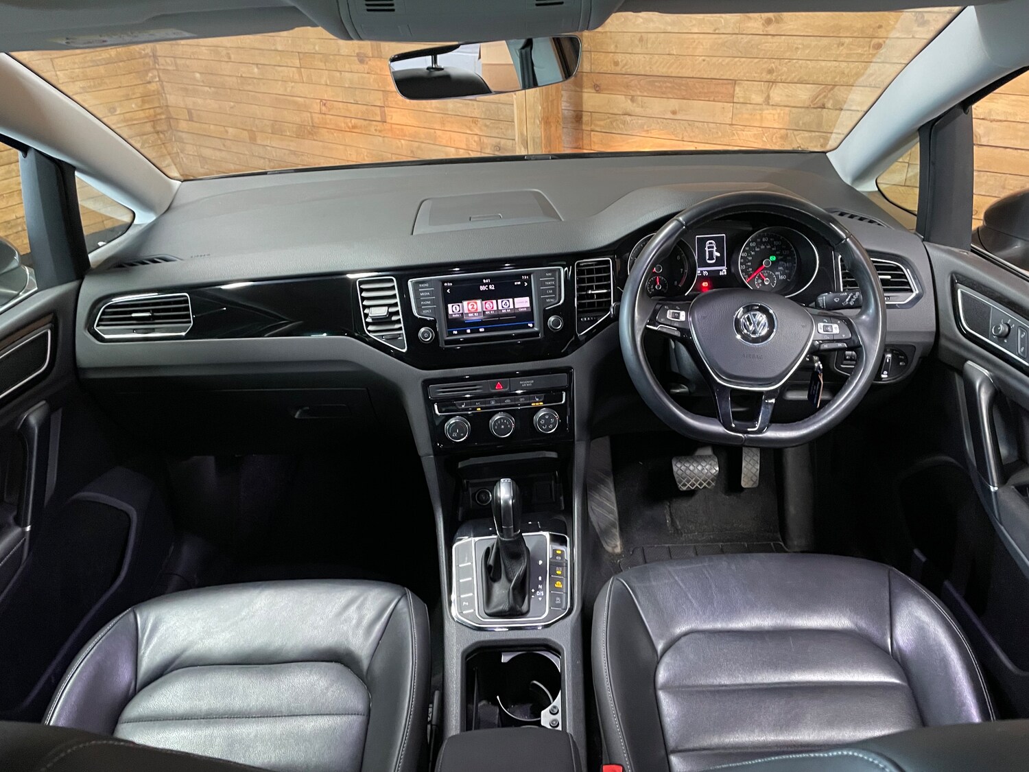 Used Volkswagen Golf SV 2016 for sale - 77570938: Photo 10