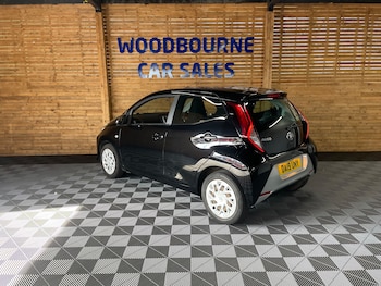 Used Toyota AYGO 2019 for sale - 76057823: Photo 3