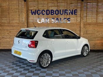 Used Volkswagen Polo 2016 for sale - 78268070: Photo