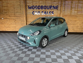 Used Hyundai i10 2023 for sale - 76057863: Photo