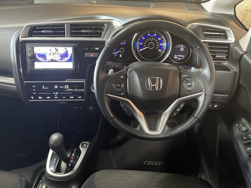 Used Honda Jazz 2018 for sale - 76057777: Photo 10