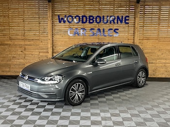 Used Volkswagen Golf 2019 for sale - 77989819: Photo
