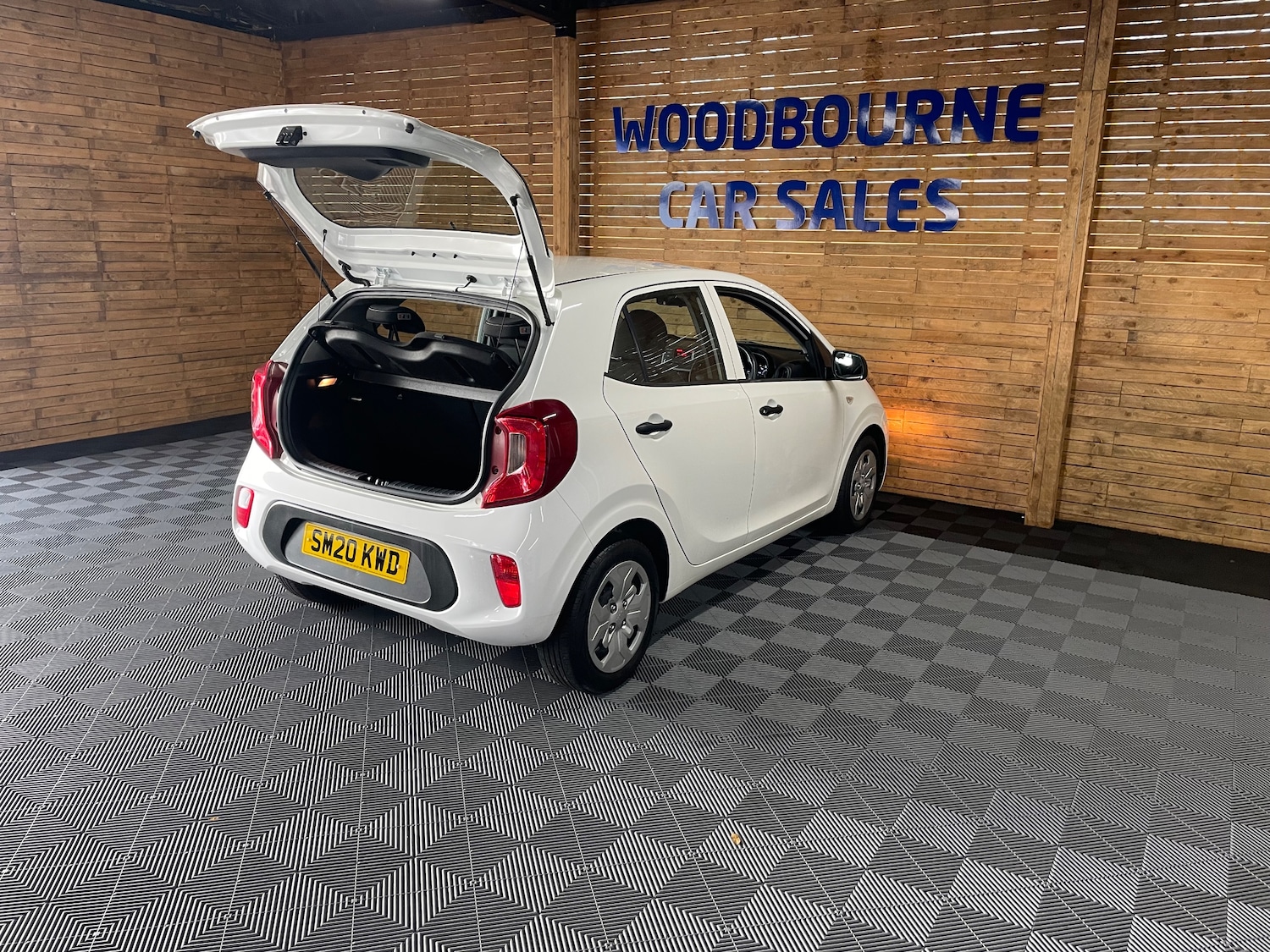 Used Kia Picanto 2020 for sale - 76057829: Photo 9