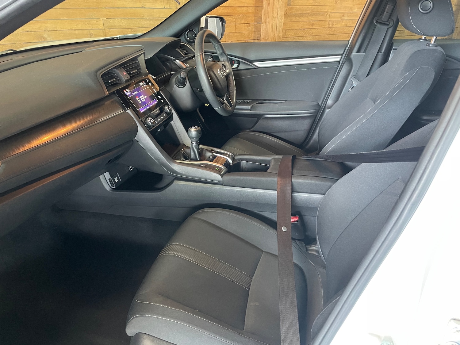 Used Honda Civic 2020 for sale - 76057790: Photo 11