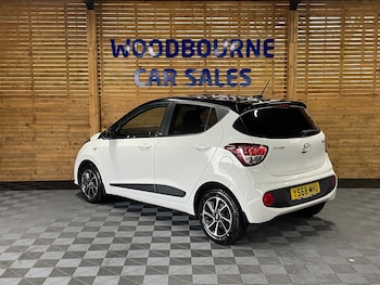 Used Hyundai i10 2018 for sale - 79301634: Photo