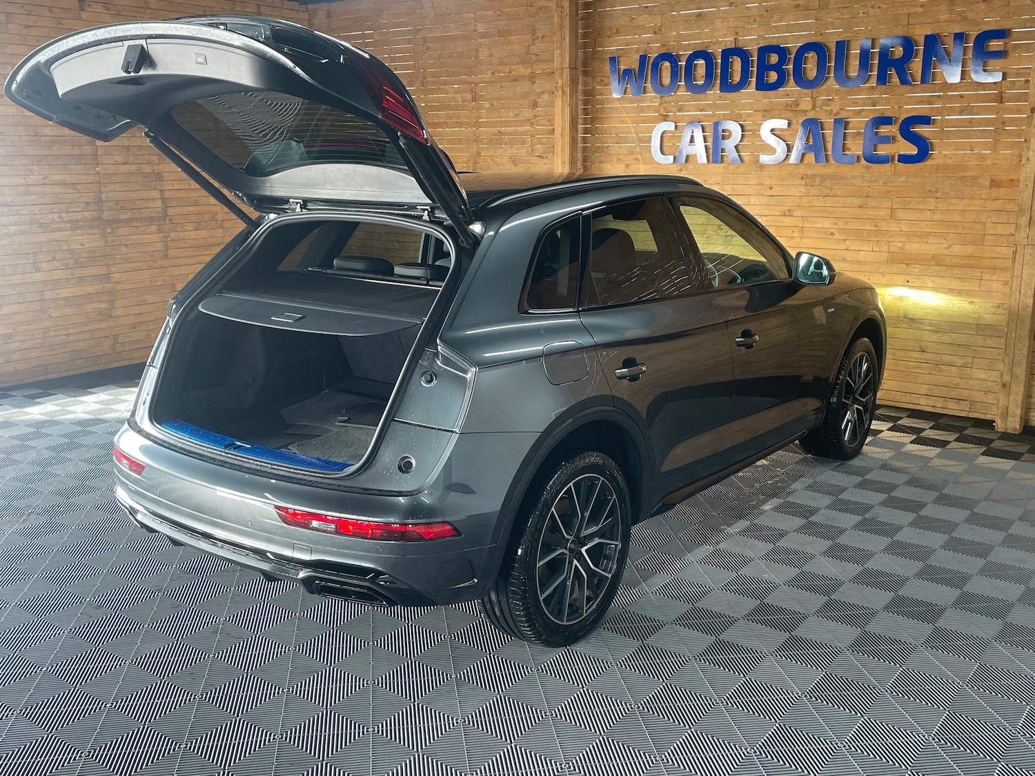 Used Audi Q5 2024 for sale - 77012013: Photo 9