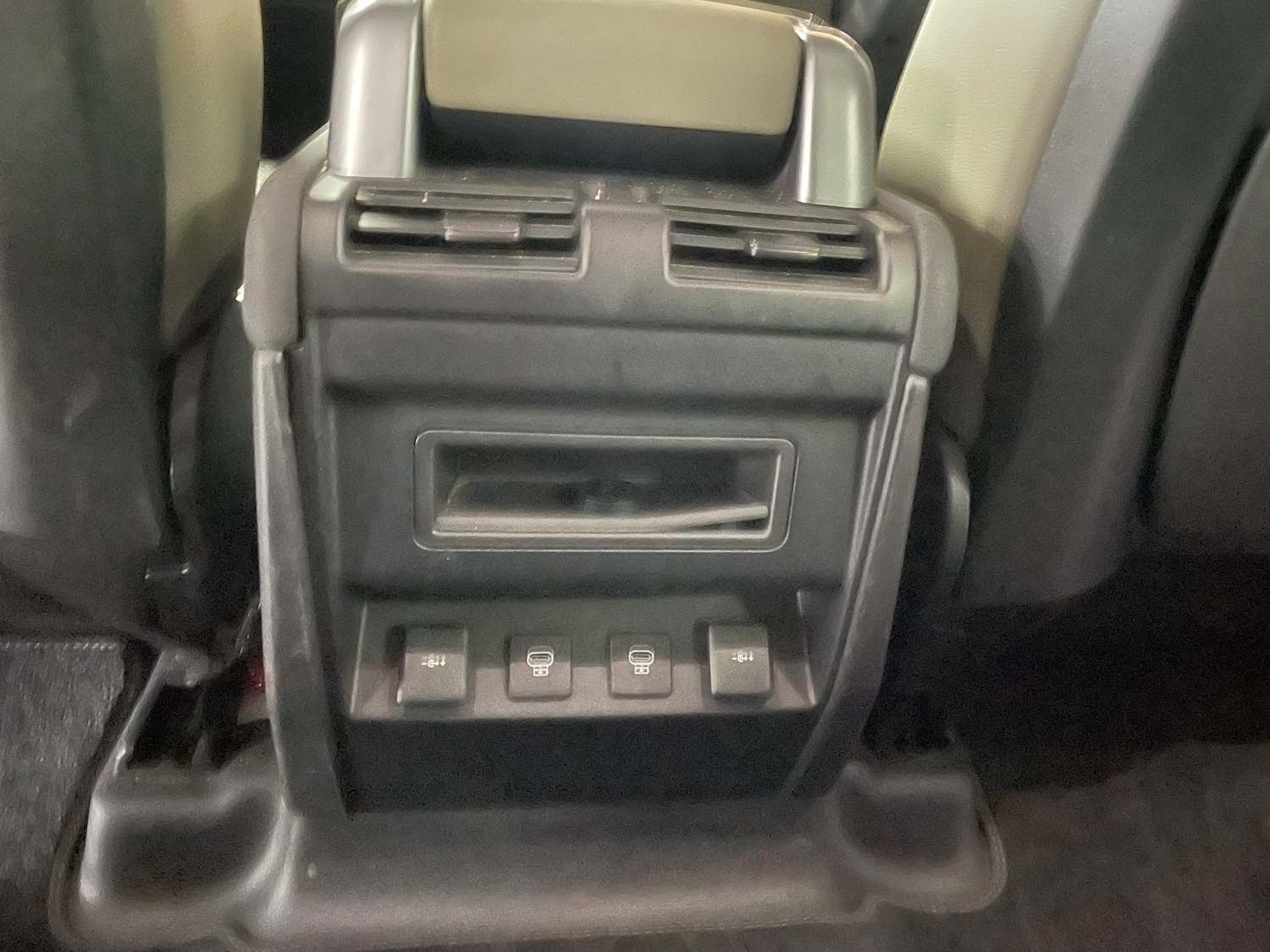 Used Land Rover Defender 110 2021 for sale - 76128013: Photo 13