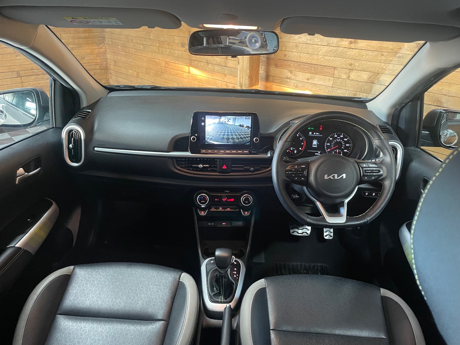 Used Kia Picanto 2023 for sale - 76883934: Photo 10