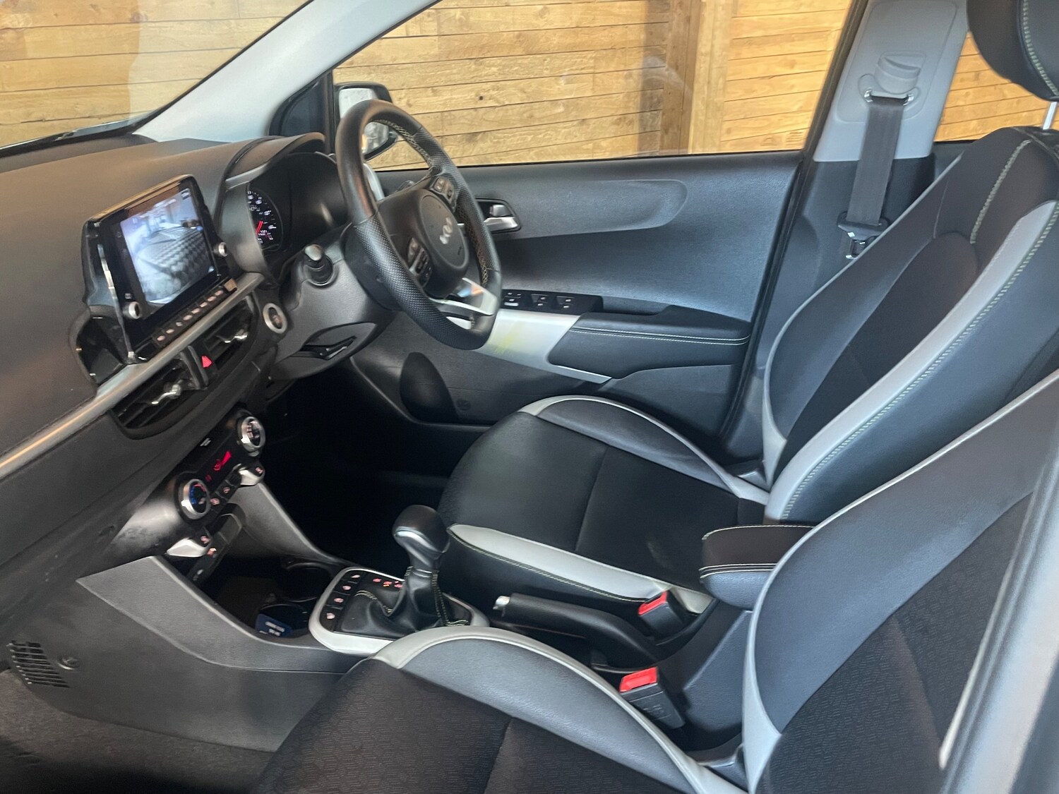 Used Kia Picanto 2023 for sale - 76883934: Photo 11