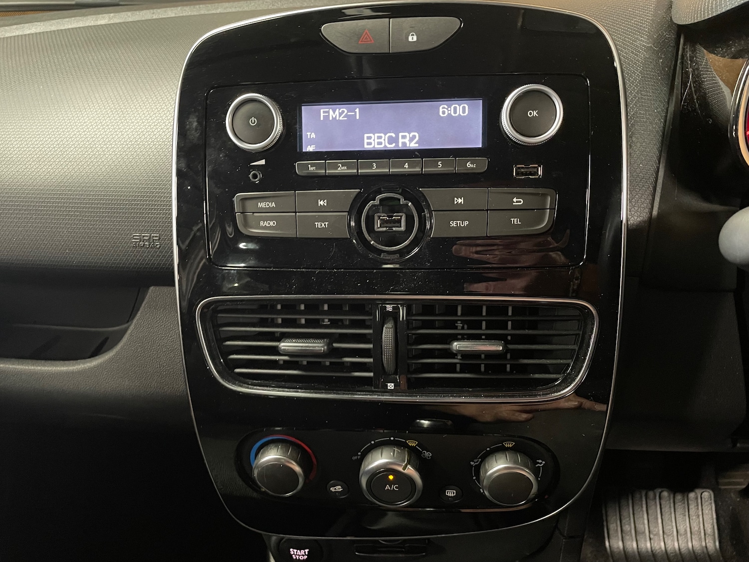 Used Renault Clio 2019 for sale - 77805009: Photo 16