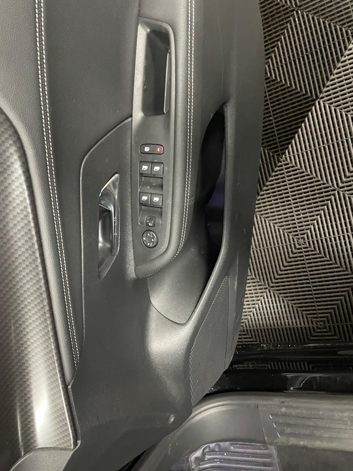 Used Vauxhall Mokka 2024 for sale - 77901842: Photo 14