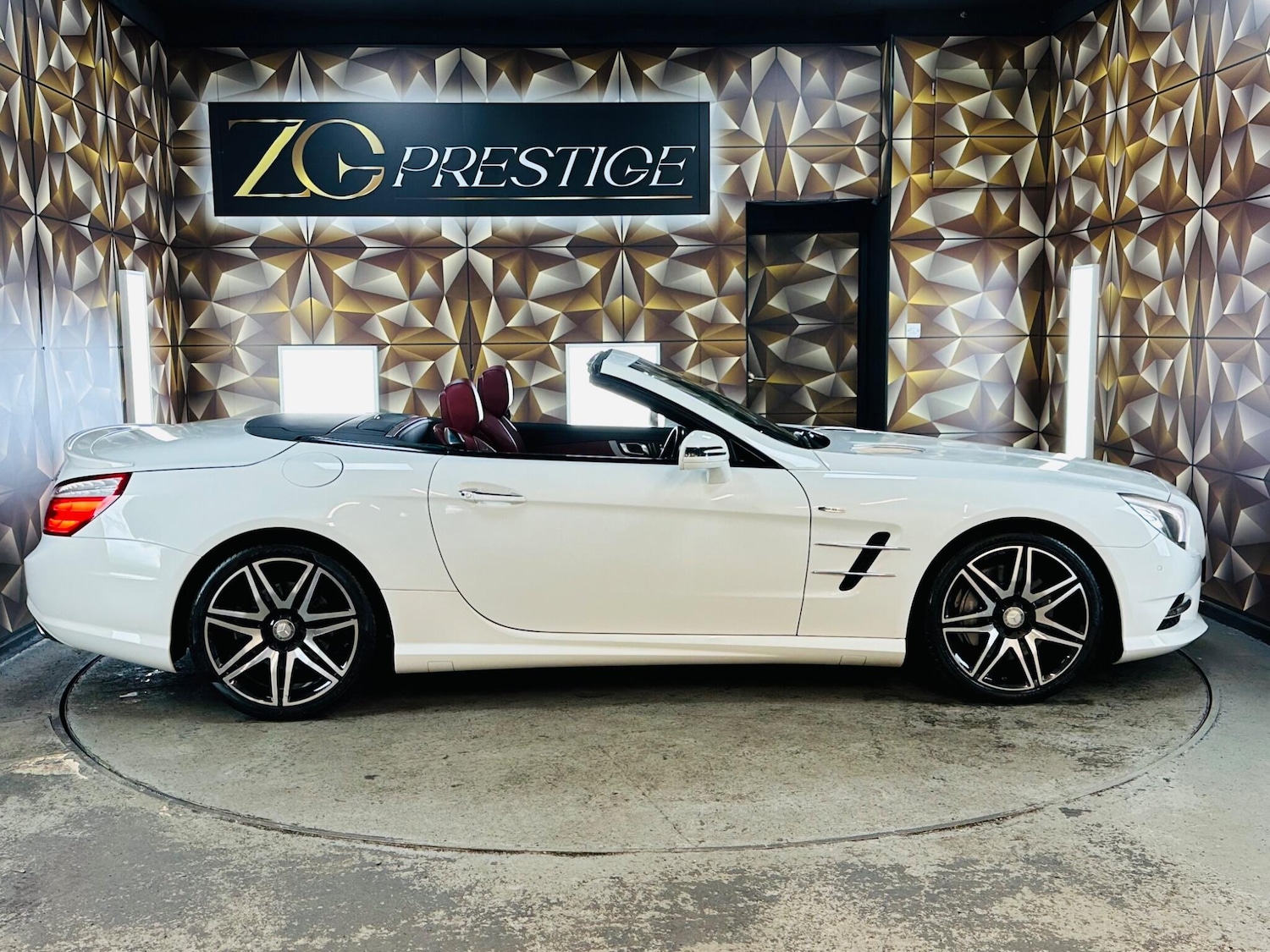 Used Mercedes-Benz SL 2015 for sale - 77695505: Photo 9