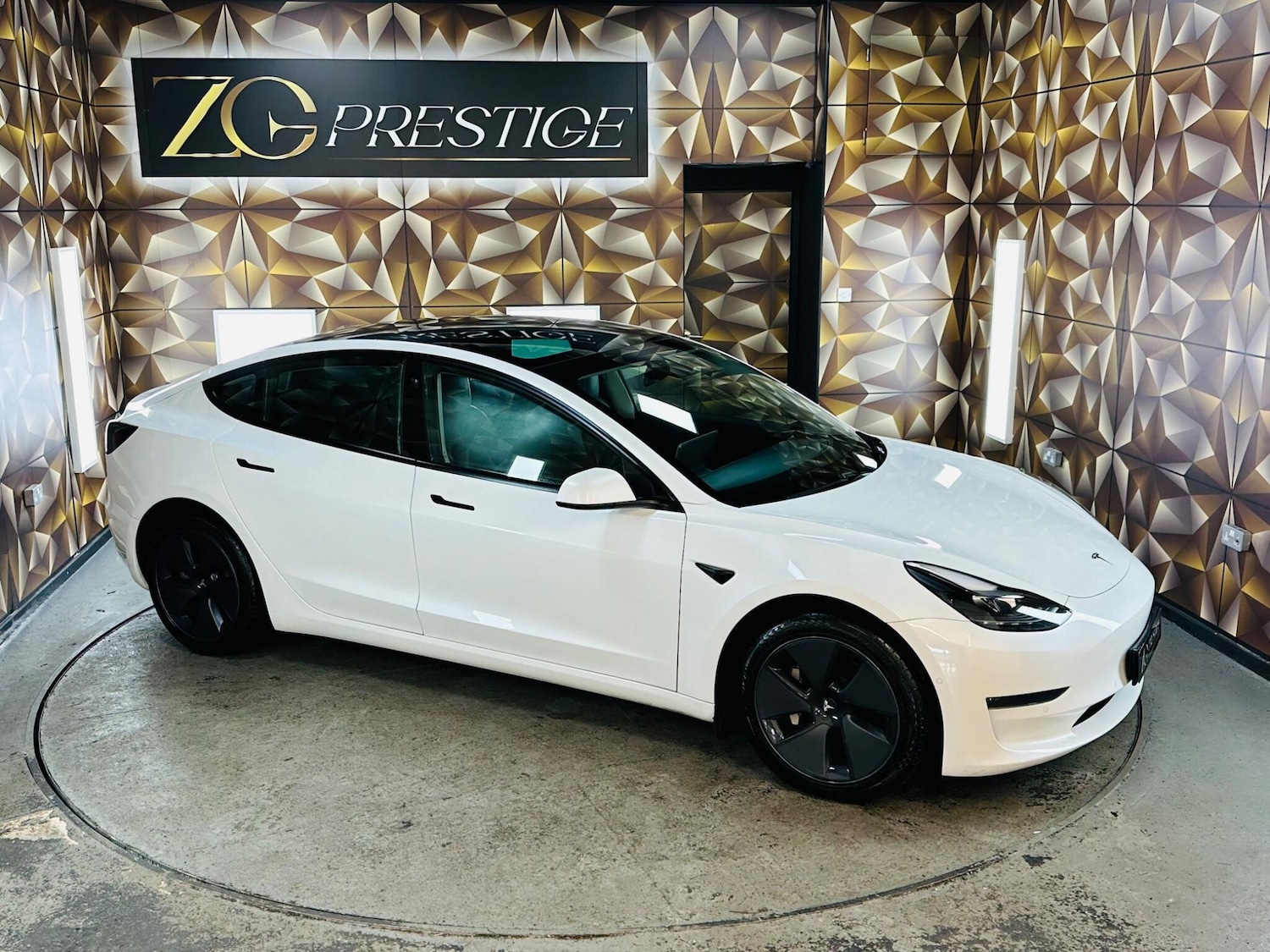 Used Tesla Model 3 2020 for sale - 76926156: Photo 13