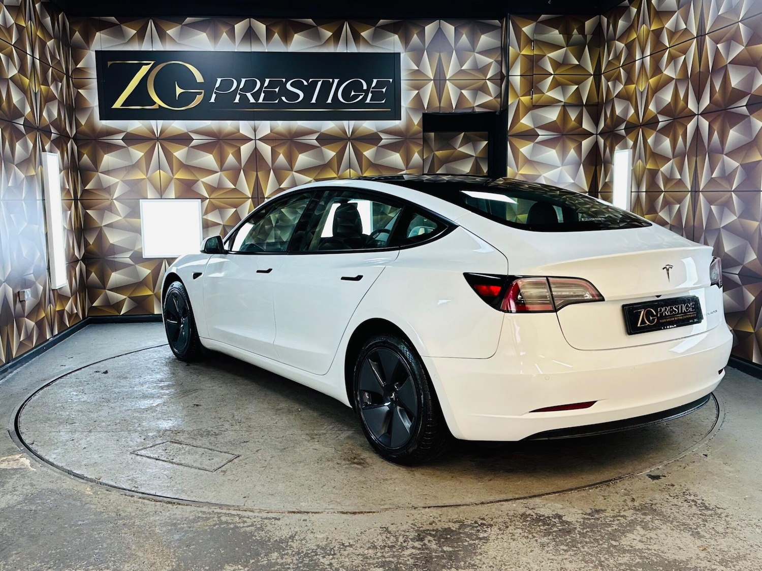 Used Tesla Model 3 2020 for sale - 76926156: Photo 25