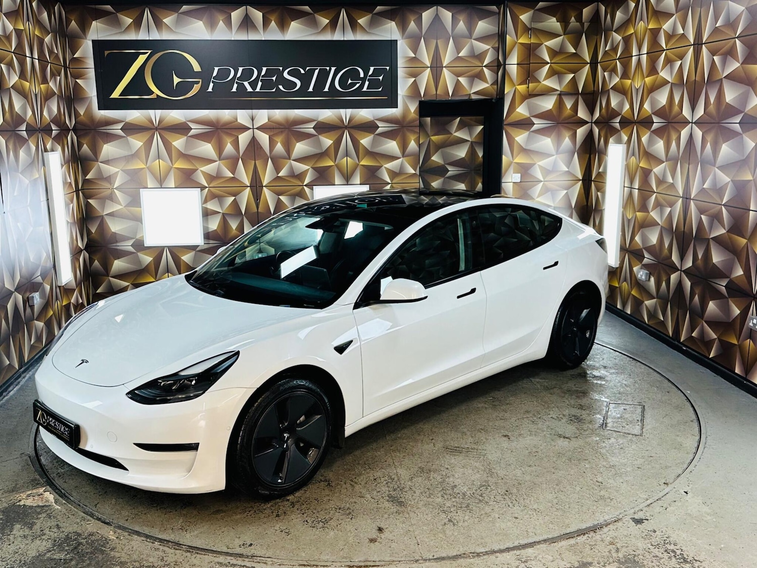 Used Tesla Model 3 2020 for sale - 76926156: Photo 26