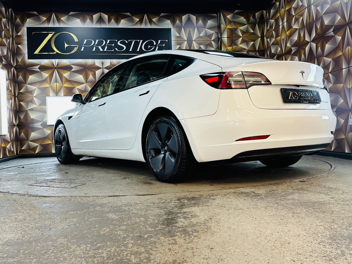 Used Tesla Model 3 2020 for sale - 76926156: Photo 27