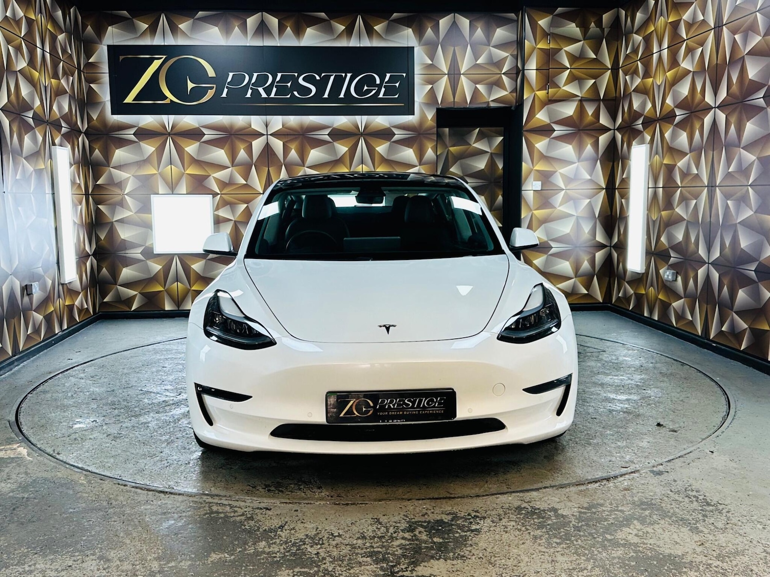 Used Tesla Model 3 2020 for sale - 76926156: Photo 3
