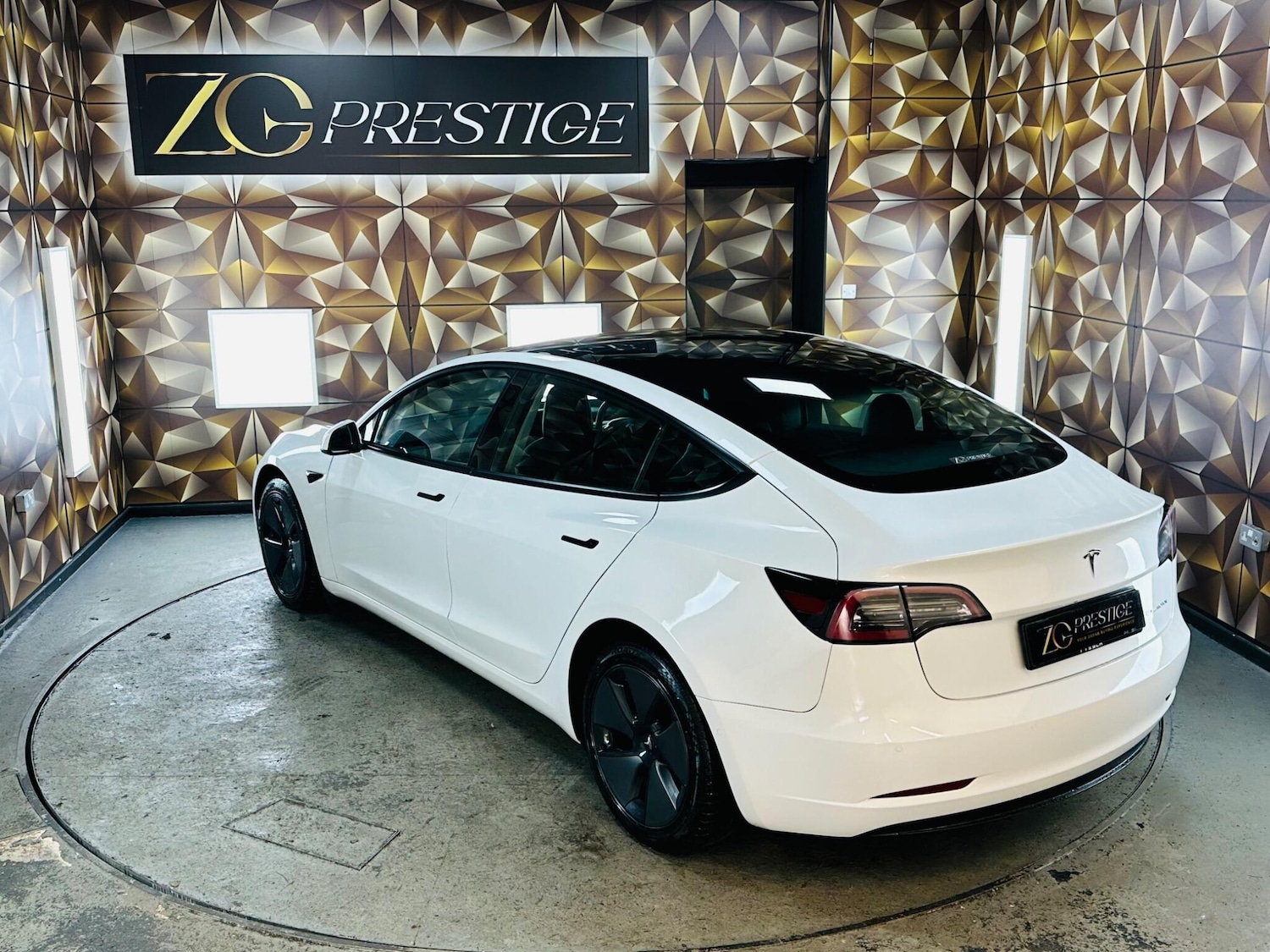 Used Tesla Model 3 2020 for sale - 76926156: Photo 37
