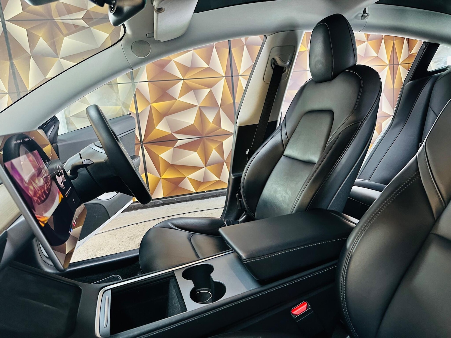 Used Tesla Model 3 2020 for sale - 76926156: Photo 4