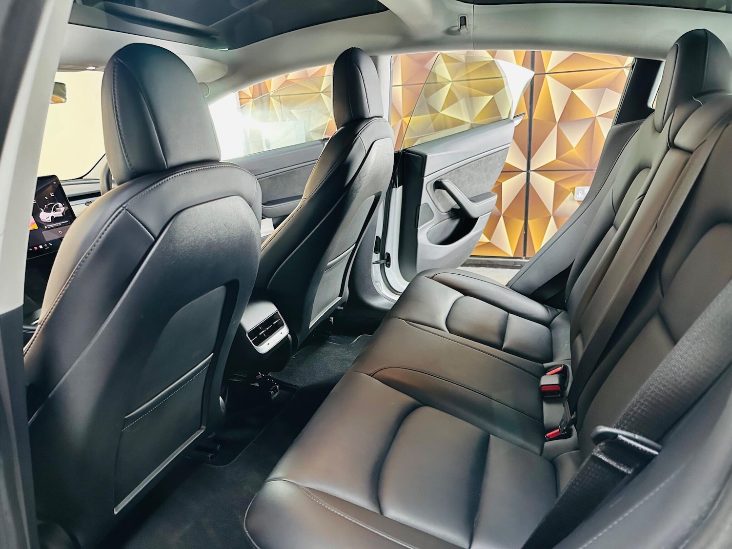 Used Tesla Model 3 2020 for sale - 76926156: Photo 56