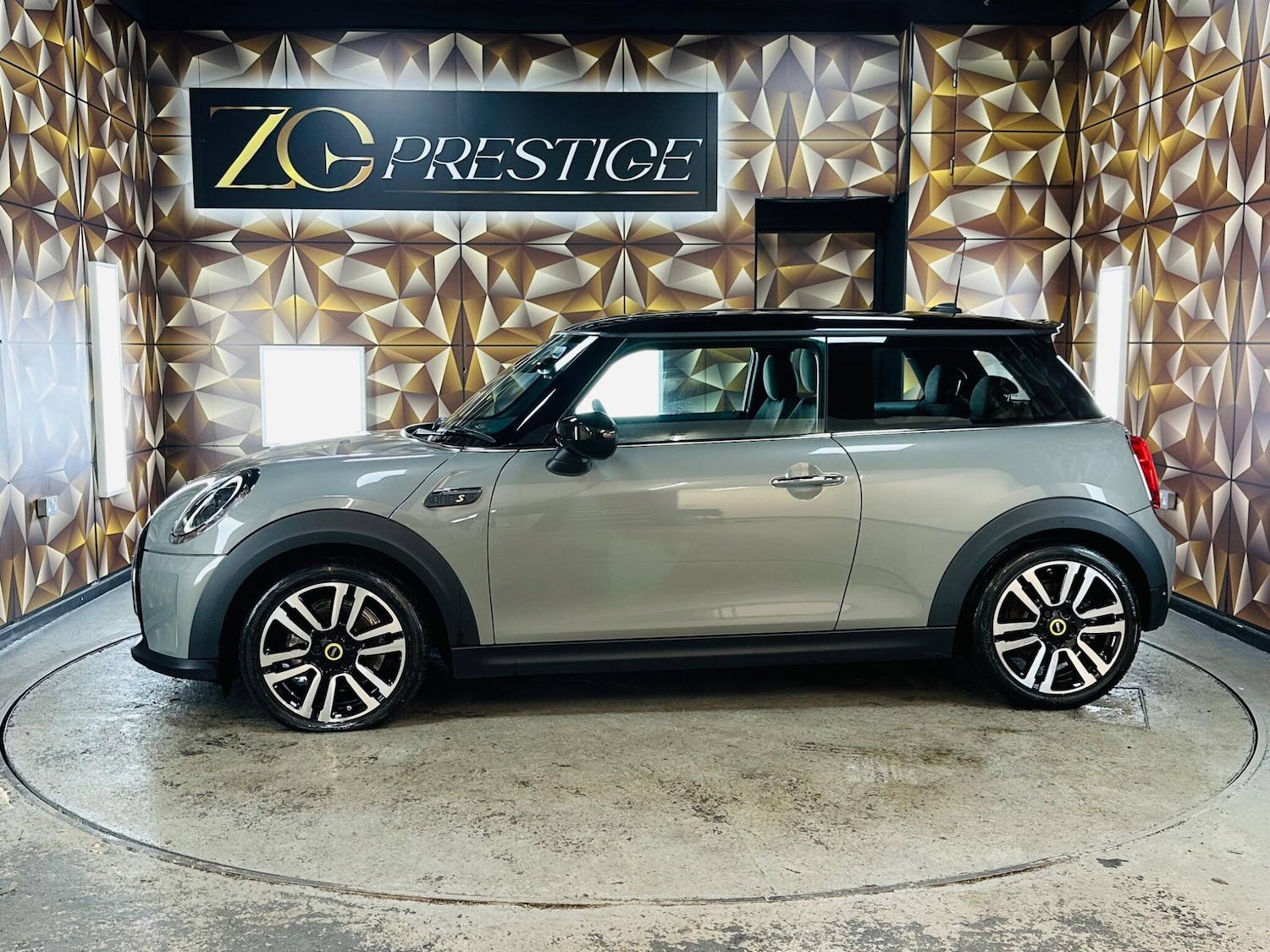 Used MINI Hatch 2021 for sale - 76561829: Photo 11