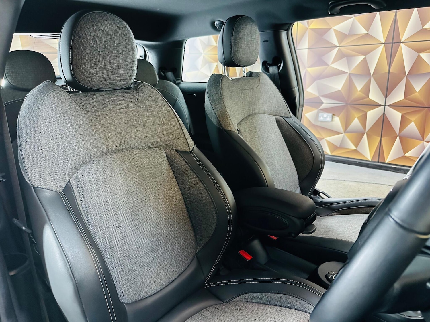 Used MINI Hatch 2021 for sale - 76561829: Photo 18