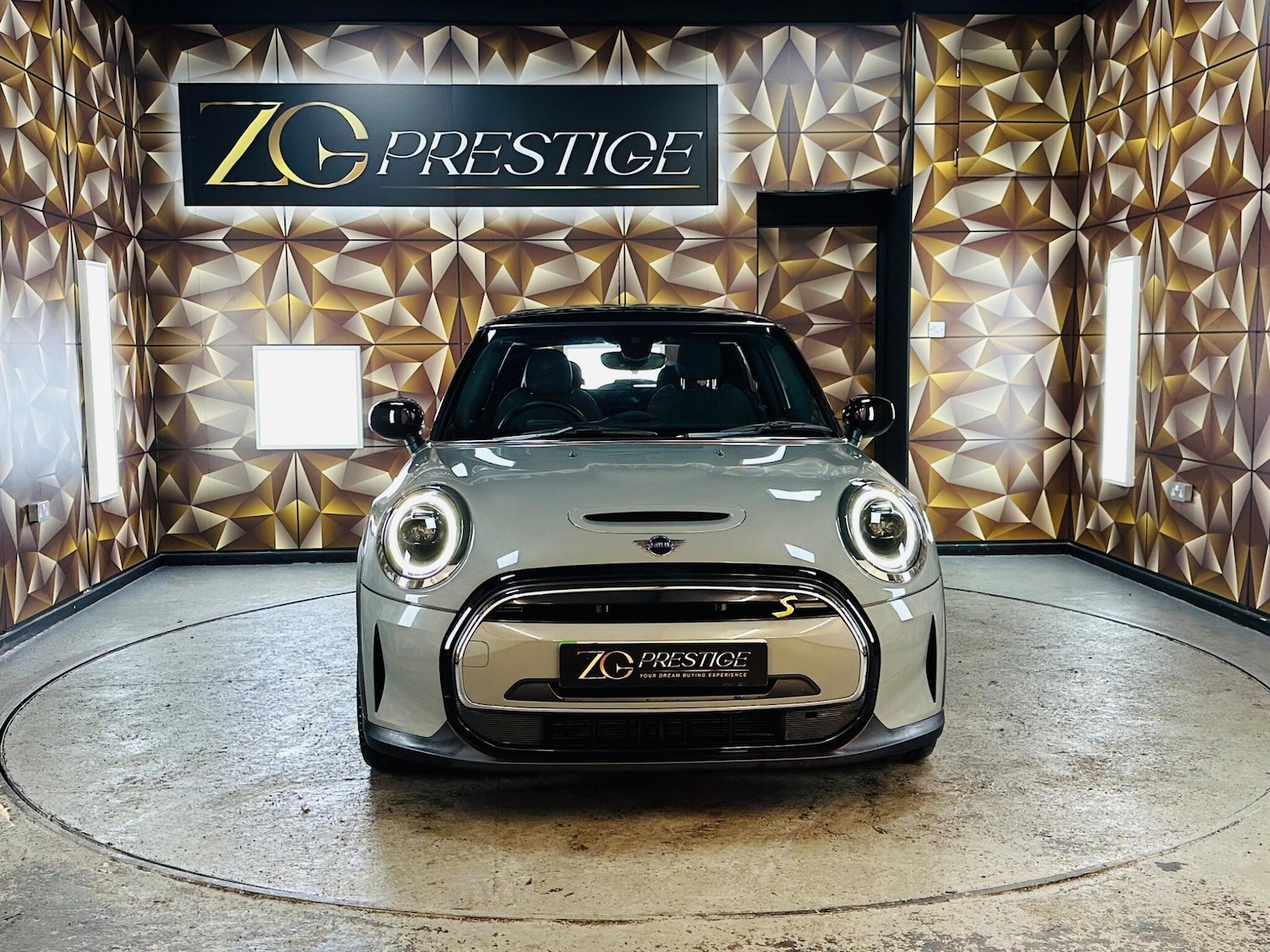 Used MINI Hatch 2021 for sale - 76561829: Photo 3