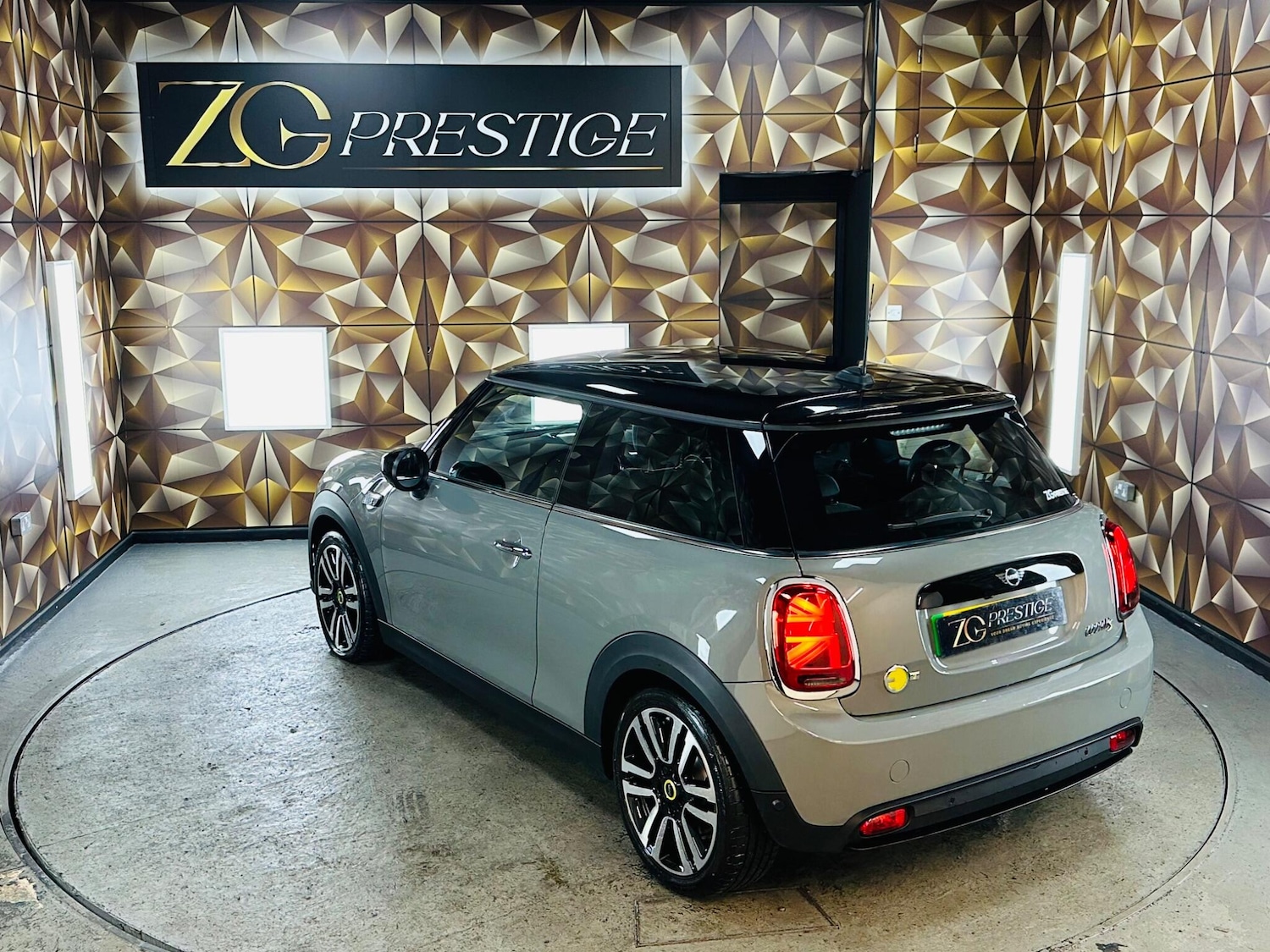 Used MINI Hatch 2021 for sale - 76561829: Photo 40