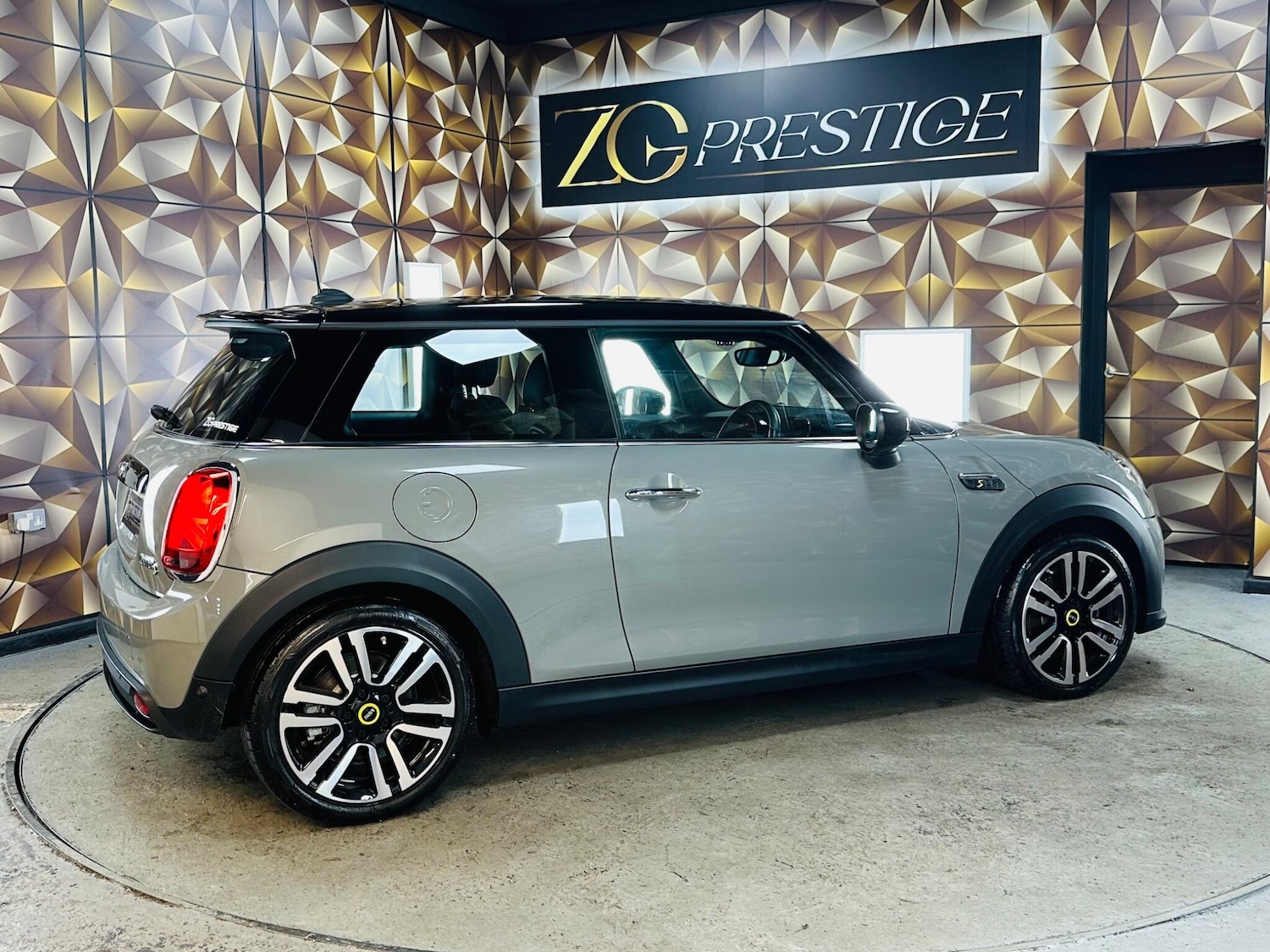 Used MINI Hatch 2021 for sale - 76561829: Photo 42
