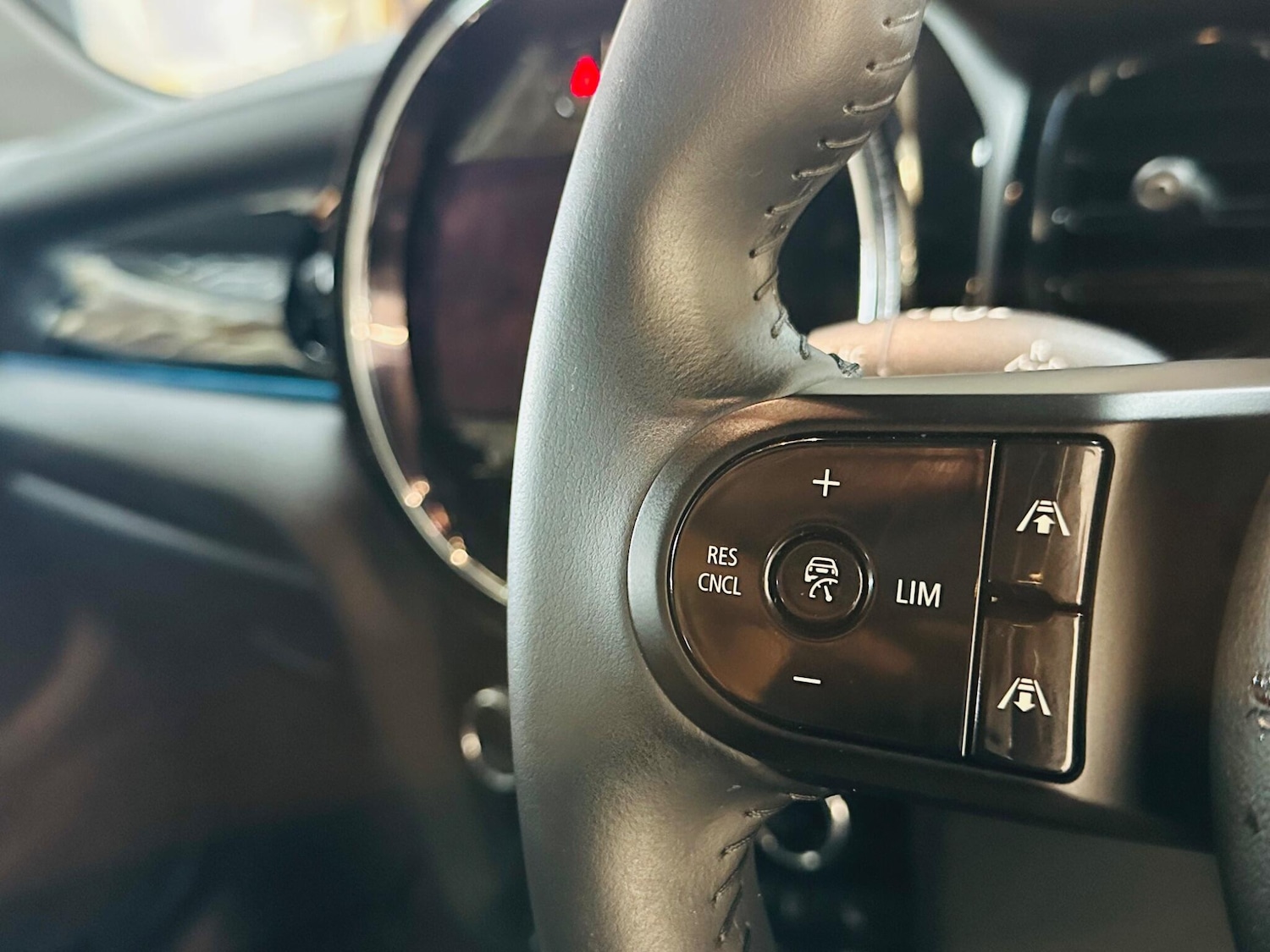 Used MINI Hatch 2021 for sale - 76561829: Photo 48