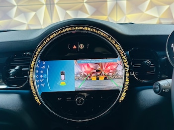 Used MINI Hatch 2021 for sale - 76561829: Photo